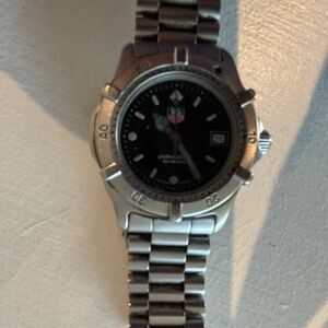 Vintage TAG Heuer 2000 Series Professional 200M Dive Watch